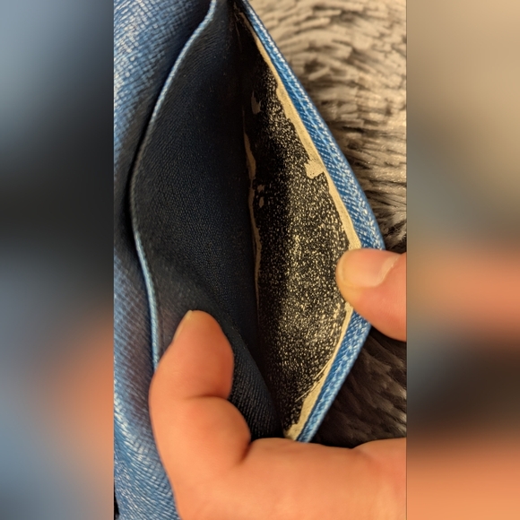 Louis Vuitton Epi Leather French Purse - Picture 6 of 7